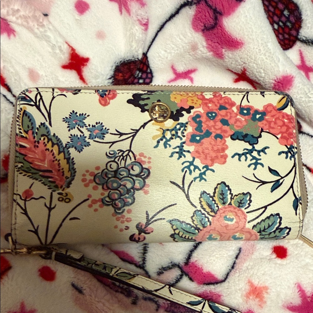 Tory Burch Wallet
